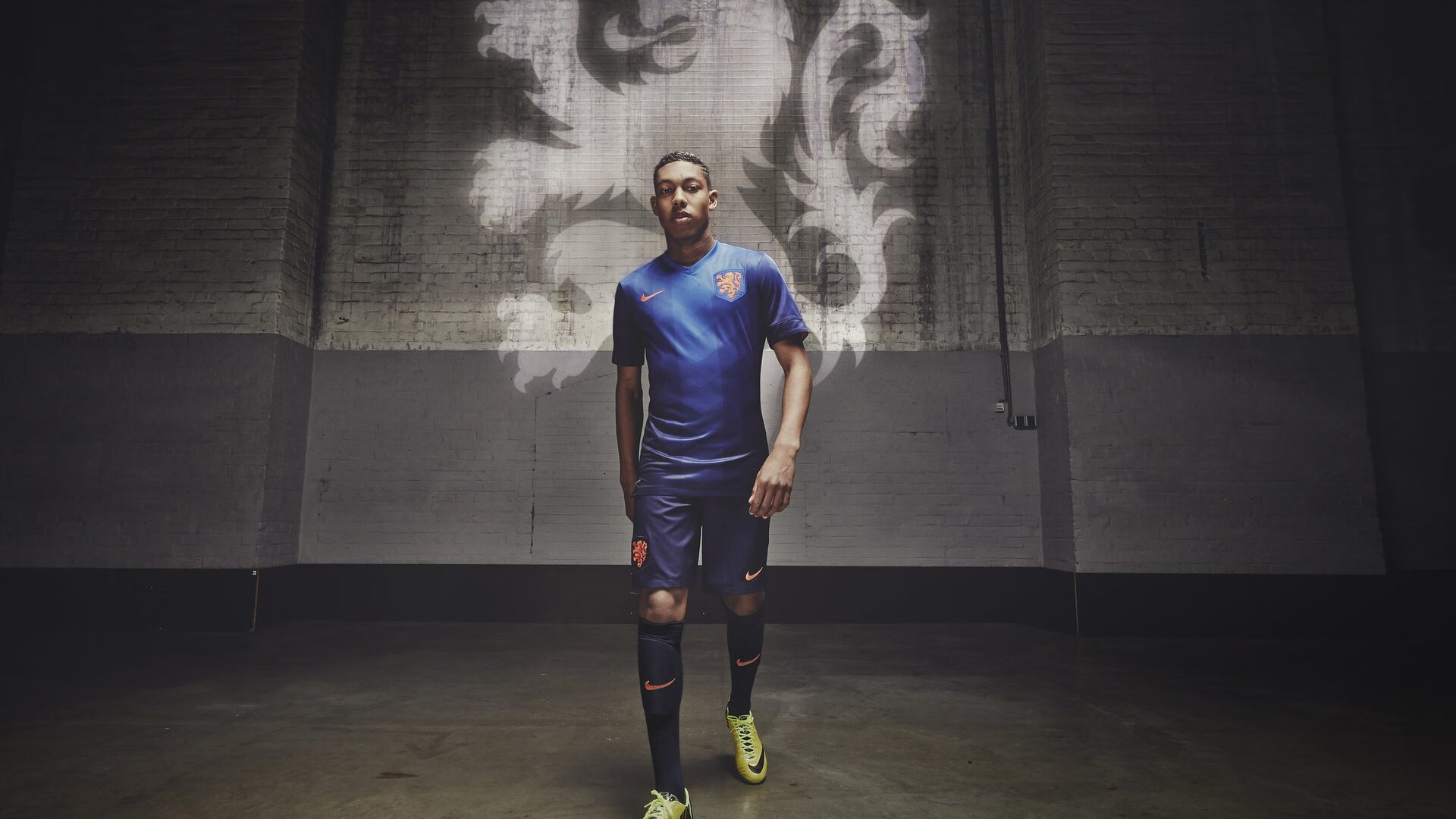 英超球队通过多变量分析构建个性化跑动优化方案，英超球队跑动距离统计