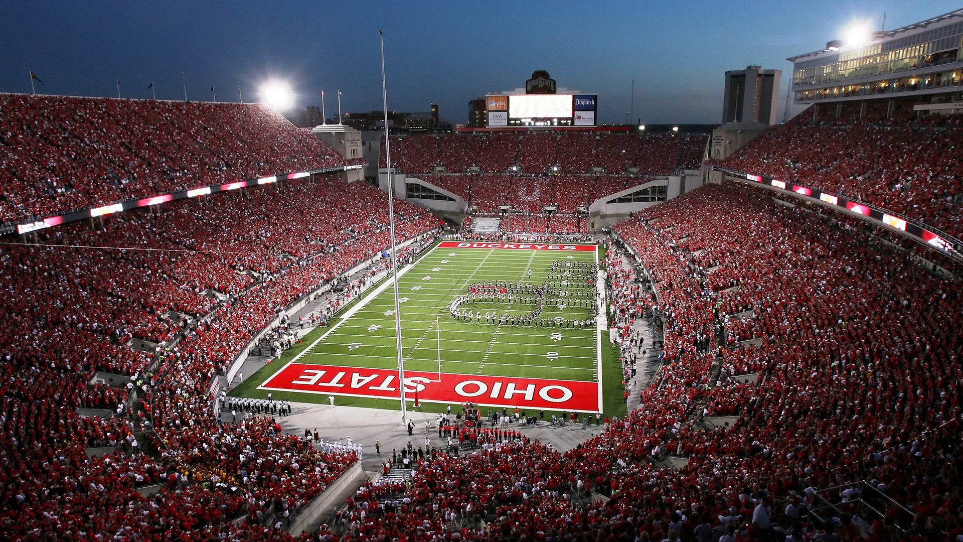 主力替补能力差异是否决定教练换人时机选择，主力换替补干脆投降算了