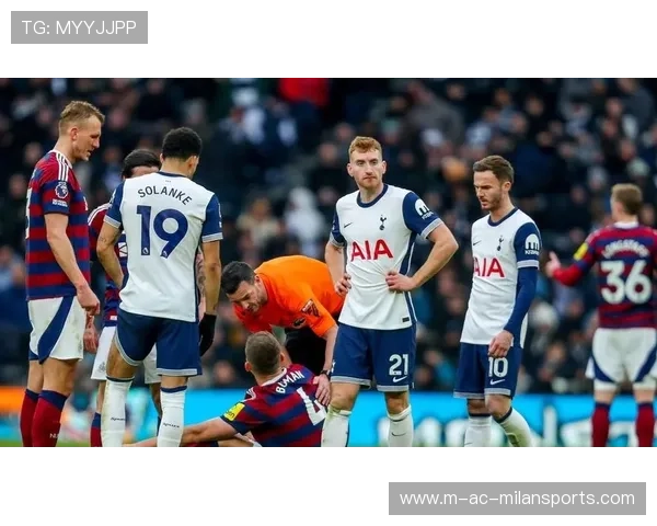 热刺替补深度不足关键节点体能问题暴露，热刺 热身赛